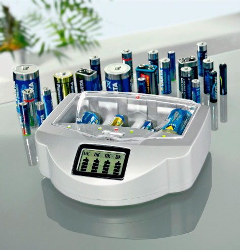 Batterieladegerät Ladegerät für normale Batterien und Akkus AA AAA Batterieen 
