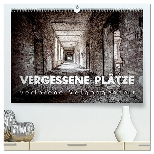 Vergessene Plätze - verlorene Vergangenheit (hochwertiger Premium Wandkalender 2024 DIN A2 quer), Kunstdruck in Hochglanz, Monika Schöb