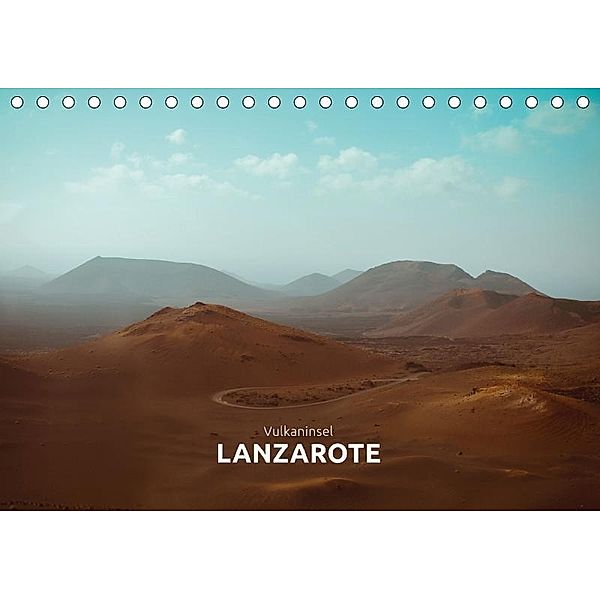 Vulkaninsel - Lanzarote (Tischkalender 2017 DIN A5 quer), Marta Rumszauer