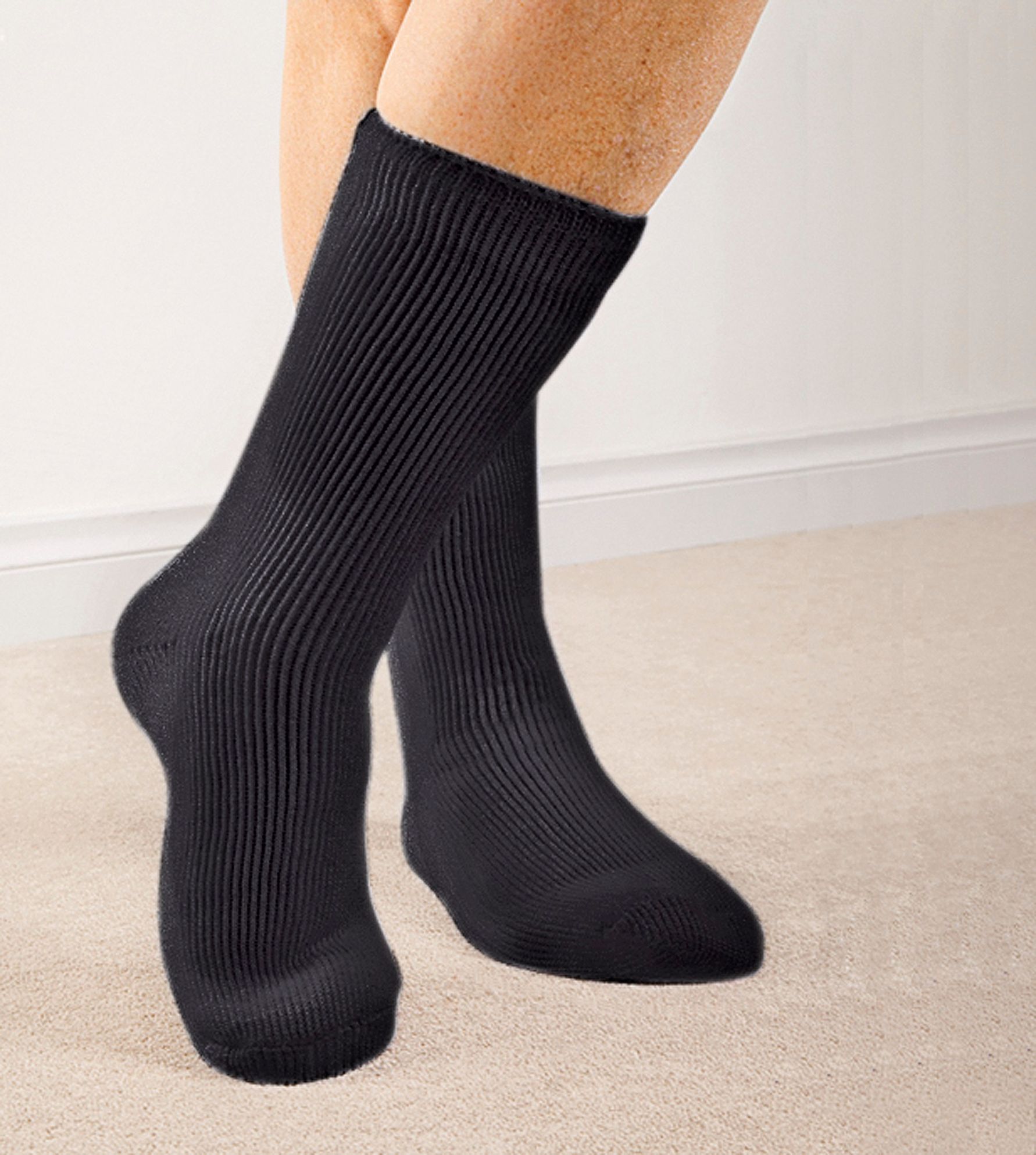 Wärmespeichernde Socken Herren, schwarz, 2 Paar, Größe: 41-45 | Weltbild.de