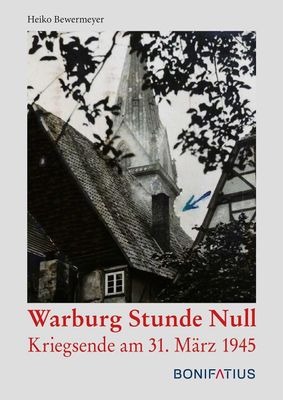 Warburg Stunde Null - acht Stunden war sie ohne jegliche Führung.Wie überall in Deutschland brachte diese Phase den Umsturz aller politischen Verhältnisse. Zwei Bürgermeister wurden dann durch die eingerückte US Armee eingesetzt.Der Autor beschreibt die Nazizeit in Warbur