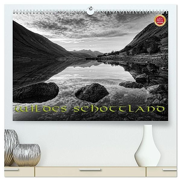 Wildes Schottland (hochwertiger Premium Wandkalender 2024 DIN A2 quer), Kunstdruck in Hochglanz, Martina Cross