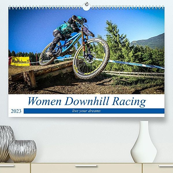 Women Downhill Racing (Premium, hochwertiger DIN A2 Wandkalender 2023, Kunstdruck in Hochglanz), Arne Fitkau