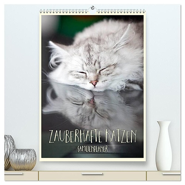 Zauberhafte Katzen - Familienplaner (hochwertiger Premium Wandkalender 2024 DIN A2 hoch), Kunstdruck in Hochglanz, Melanie Viola