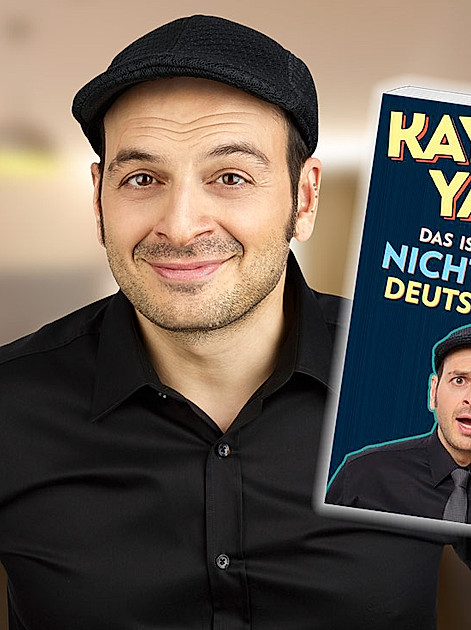 TV-Komiker Kaya Yanar („Was guckst du?!“) im Interview über sein neues Buch „Das ist hier aber nicht so wie in Deutschland!“