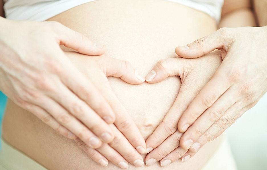 Wir sind schwanger! Schwangerschaftsnachricht und Ratgeber