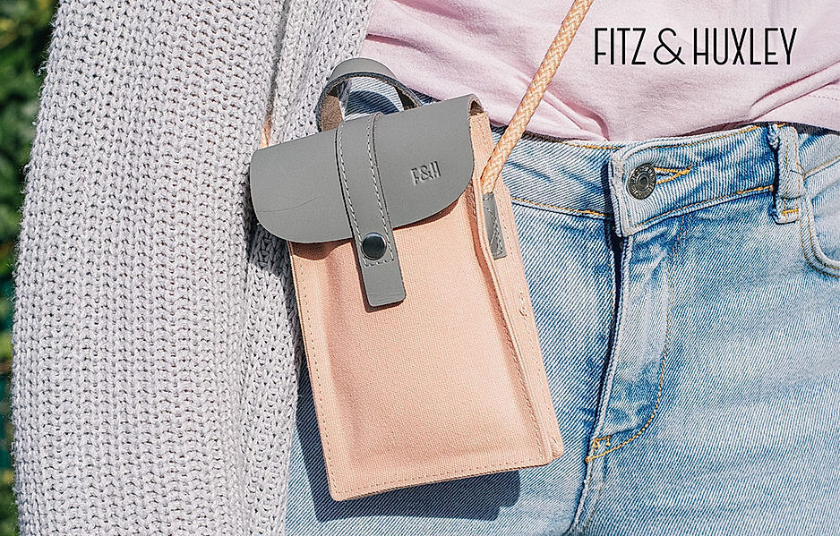 Zum iPhone gibt es je eine Handytasche (Nano Bag) von Fitz & Huxley zu gewinnen